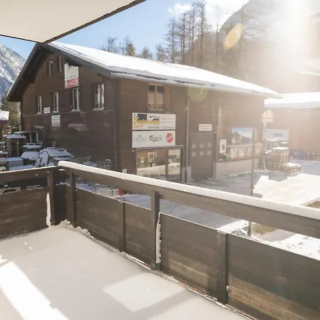 Apartment Haus Slalom Saas-Fee